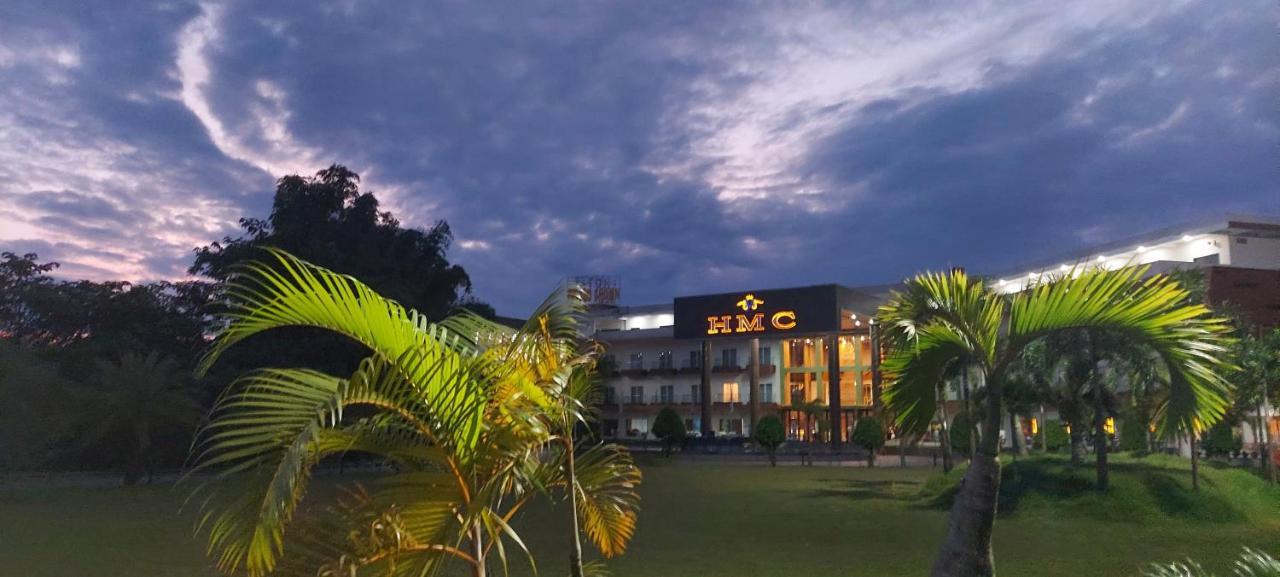 Hotel Mechi Crown Kakarvitta Екстер'єр фото